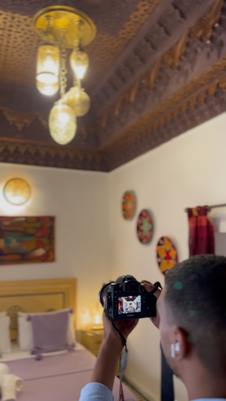 #shooting professionnelle avec @audysprod #fes pour vos #riad #maison #hotel vous permettra de booster vos réservations sur média #audys Production. L’agence qui transforme vos idées en impact digital.